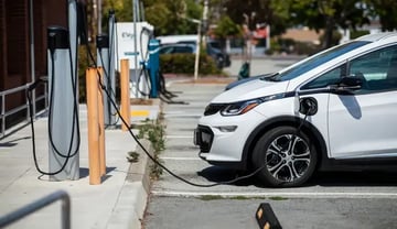 072922-EV-ELECTRIC-VEHICLE-CHARGING-MHN-04-CM