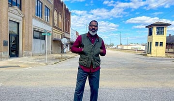 Mayor-Mondale-Robinson-in-Enfield-North-Carolina