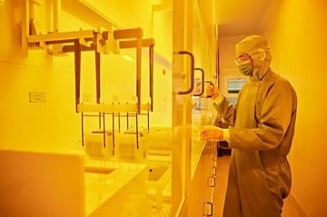 Umicore-Belgium-germanium-cleanroom